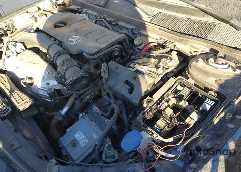 2020 Mercedes-Benz A 220 z USA, uszkodzony, nr VIN W1K3G4EB2LW047290